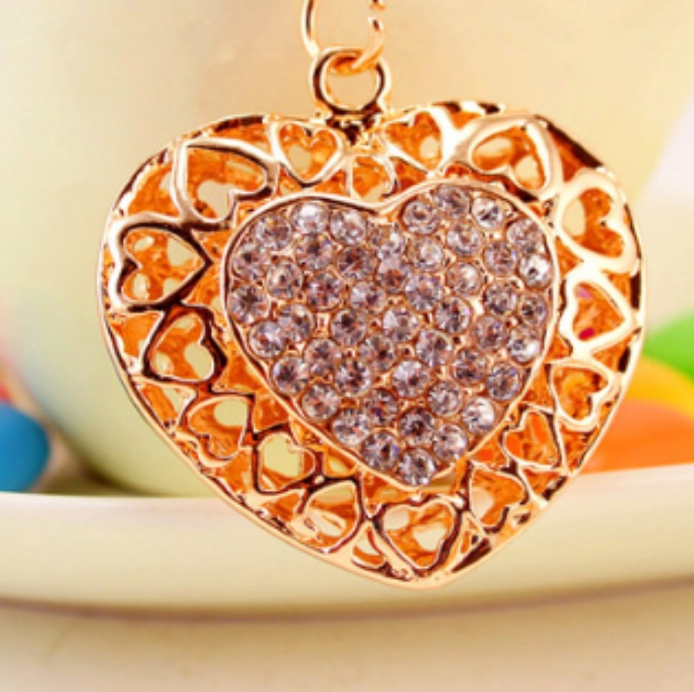 Betsey Johnson Heart Necklace